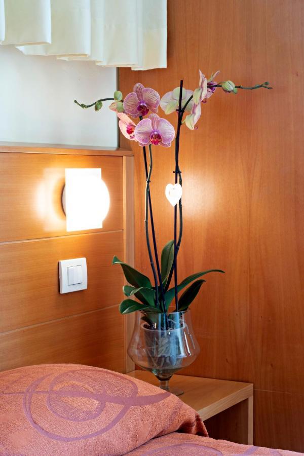 Hotel Mirage Viareggio Eksteriør billede